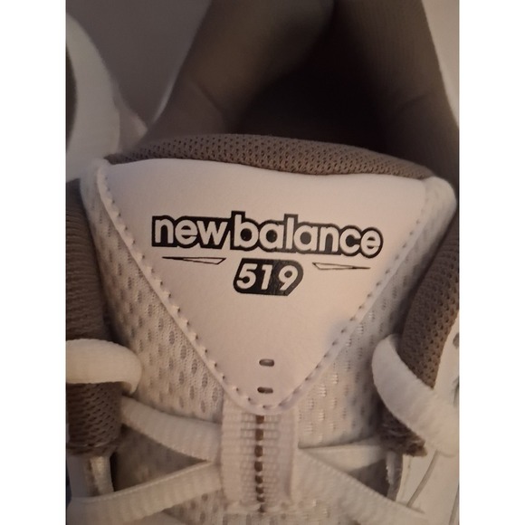Mens New Balance 519 Size 9.5 - Picture 3 of 5